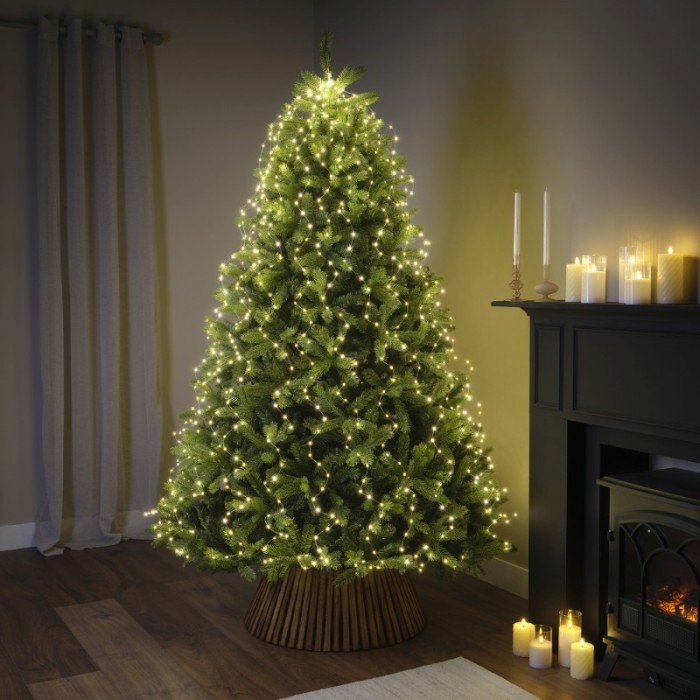 832 LED BIANCO CALDO 240 CM. ESTERNO
